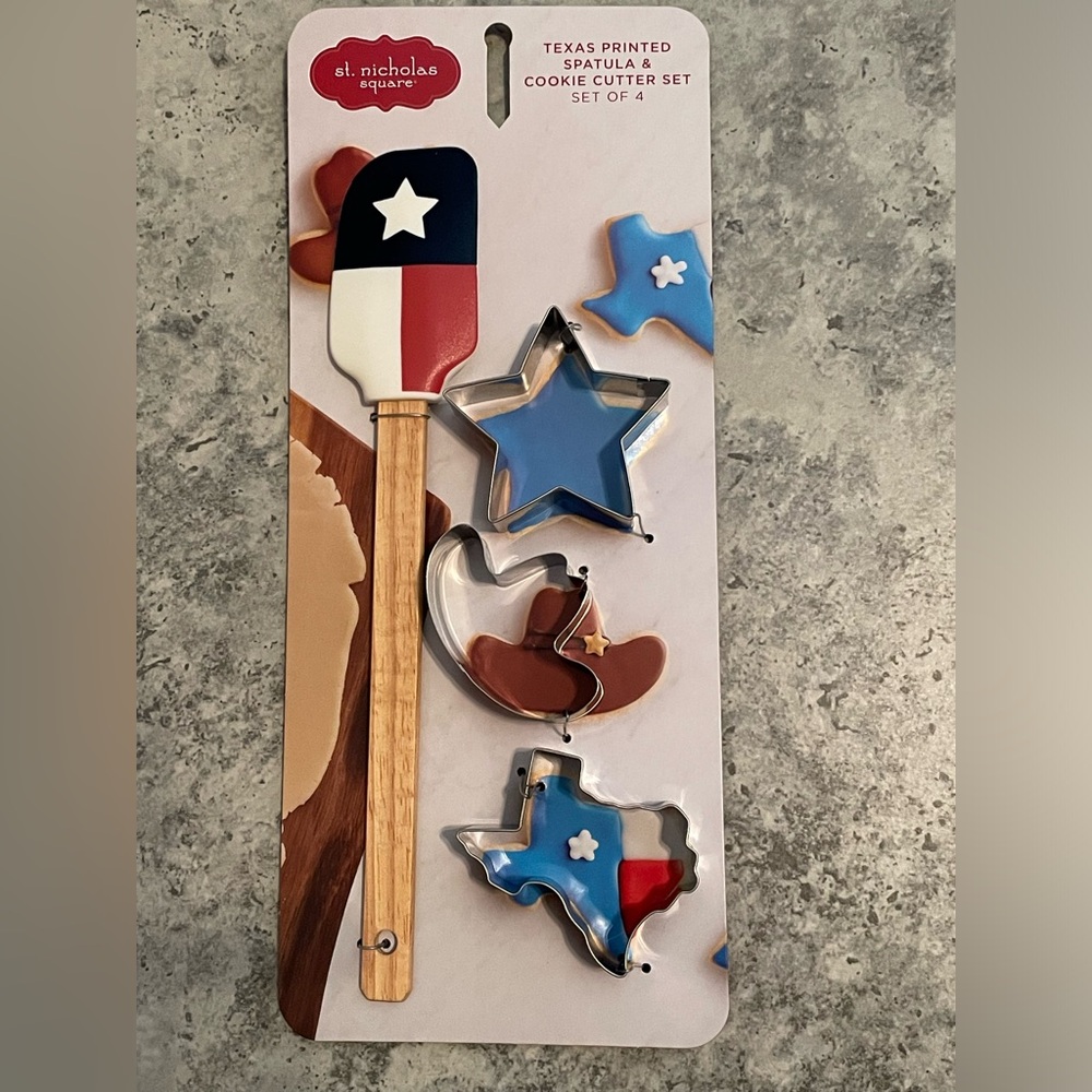 Texas Printed Spatula & Cookie Cutter Set NWT